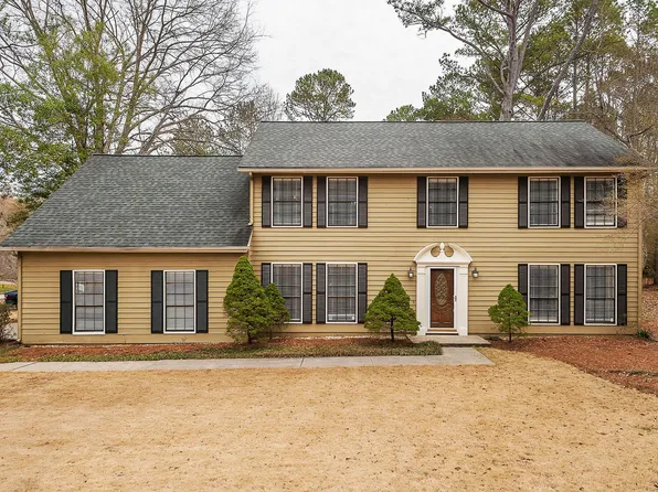 9790 Loblolly Ln, Roswell, GA 30075