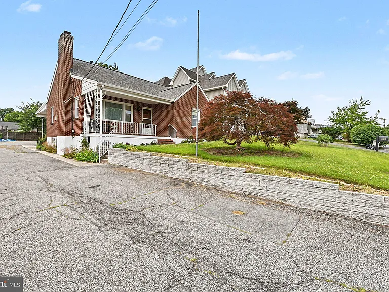 4125 Cliffvale Rd — Photo 3