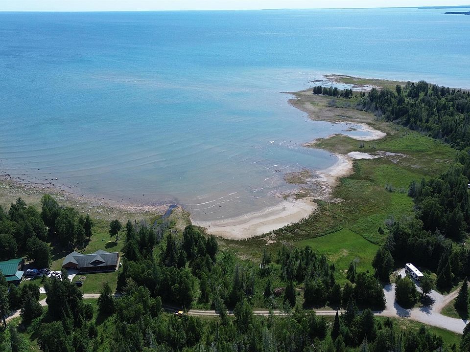 1st image of Barque Point Trl