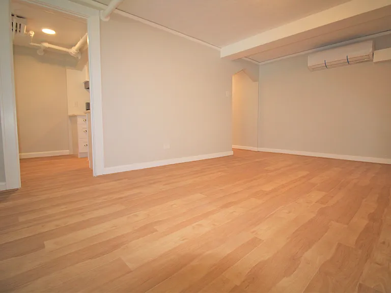 290 S Humboldt St — Photo 23