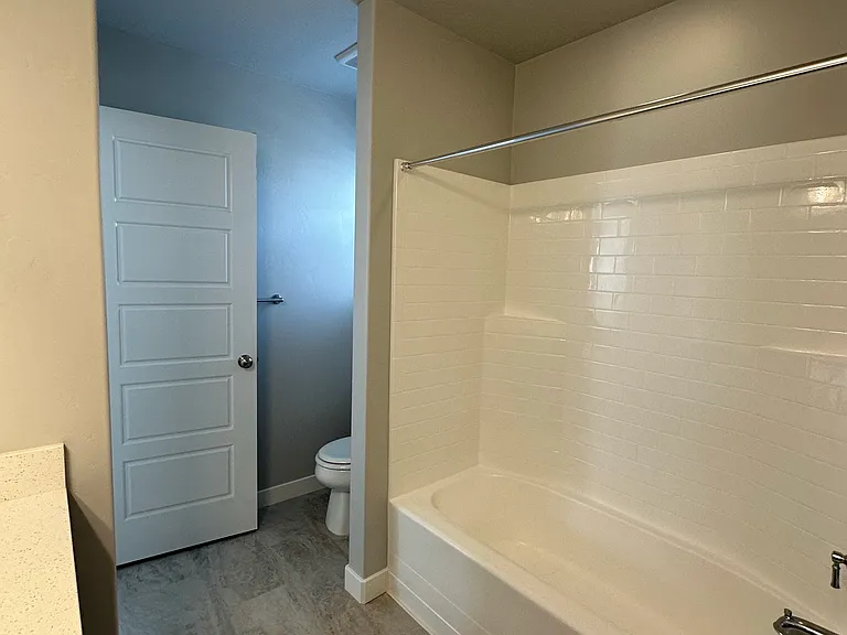 2215 W Bluebird Dr — Photo 15