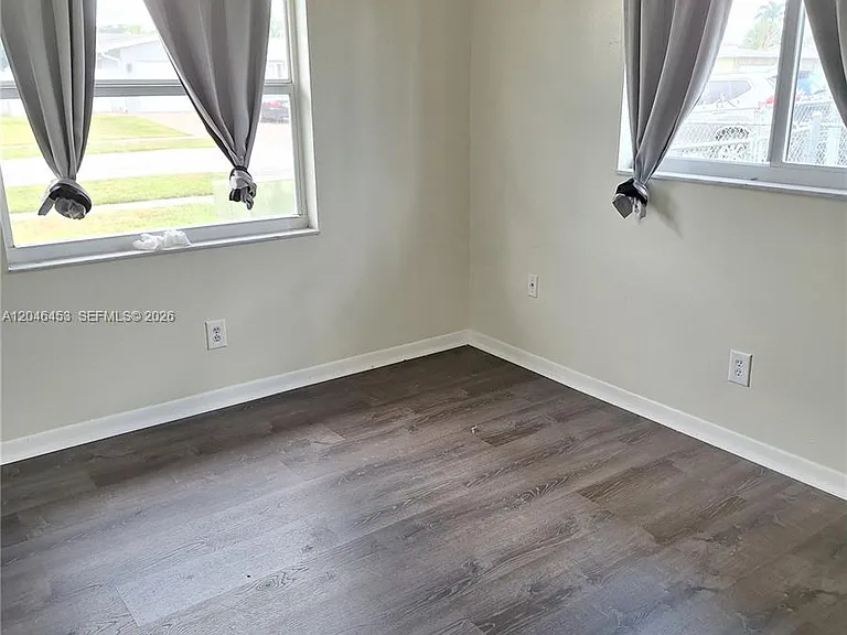 9410 NW 24th Pl — Photo 10