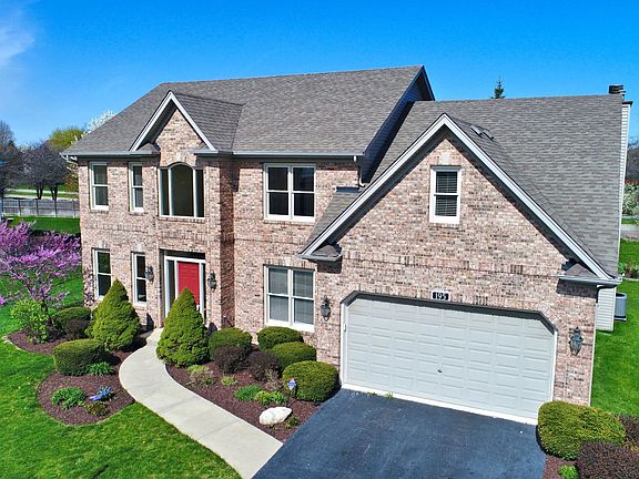 3rd image of 195 Alderwood Ln