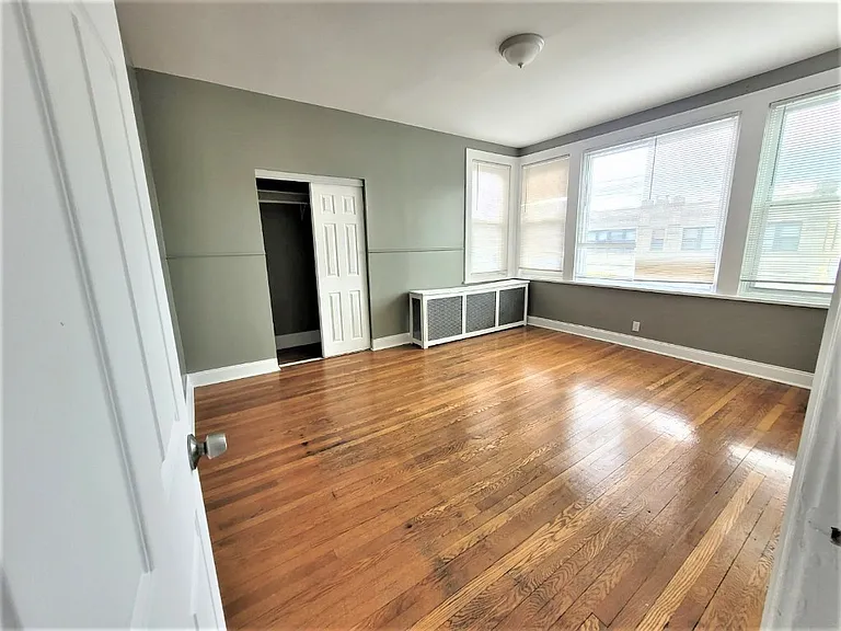 206-207 S Harrison St #2 — Photo 4