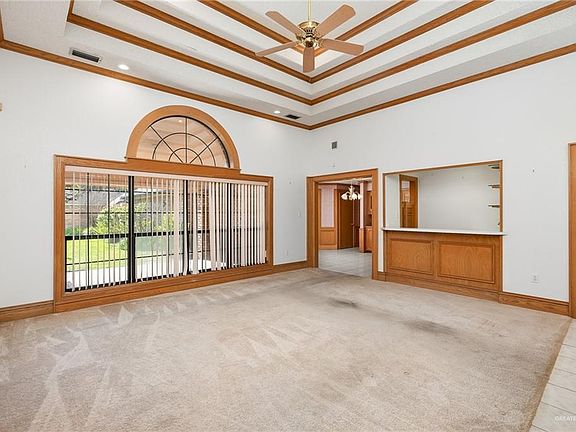 3rd image of 605 Avocet Ave