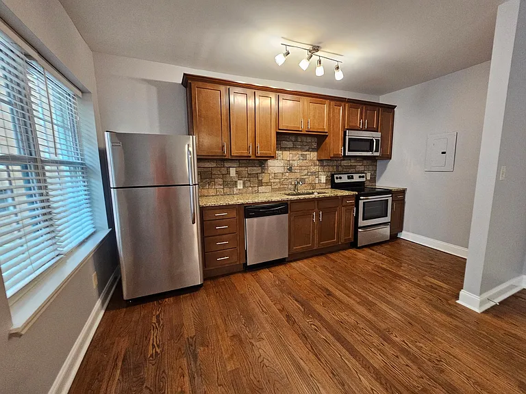 1066 Piedmont Ave NE #202 — Photo 17