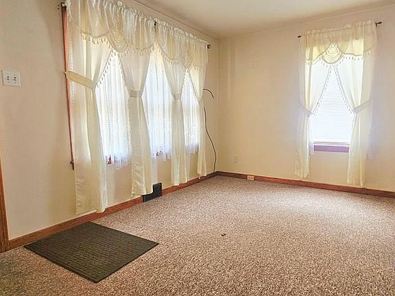 4th image of 505 Penn Ave
