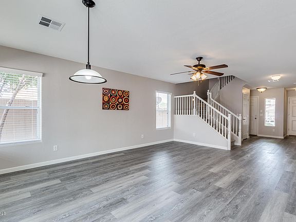 4th image of 41130 W Cahill Dr