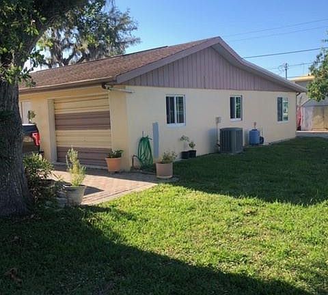 2nd image of 11615 Pawley Ave