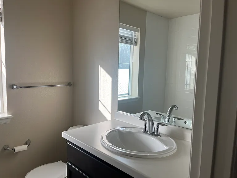 2465 Andrew Dr — Photo 28
