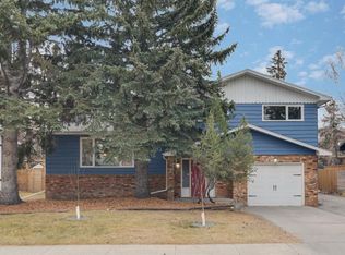 4023 N Varmoor Rd NW, Calgary, AB T3A 0B1