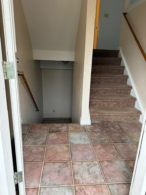 3 bed, 2.5 bath, 1550 sqft, $2,800 — Photo 4