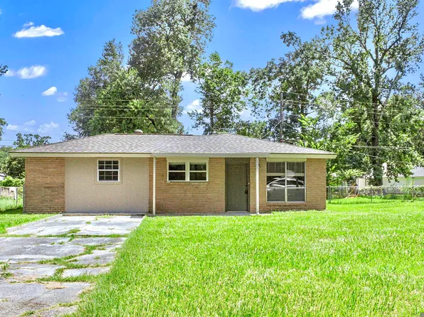 9460 Dabney Dr, Denham Springs, LA 70726