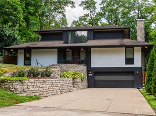 1260 Brooklands Rd, Dayton, OH 45409