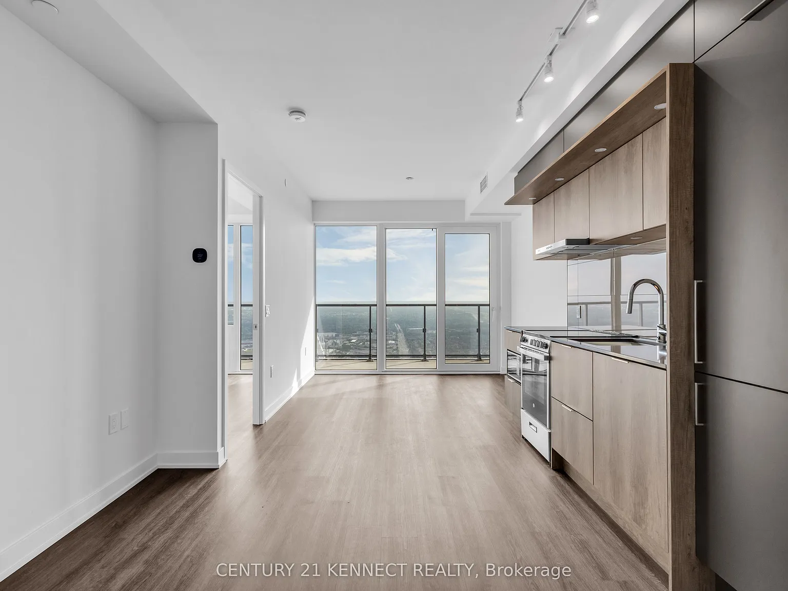 2 bed, $2,750 — Photo 4