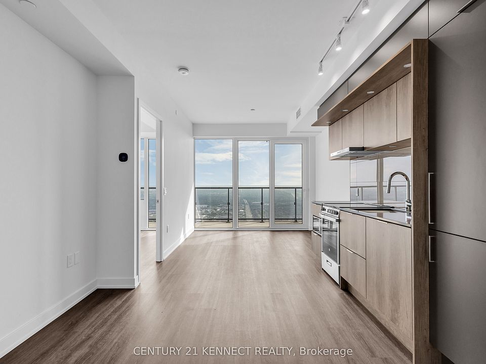 1st image of 448 Burnhamthorpe Rd W #6112