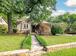 779 James Blvd, Signal Mountain, TN 37377