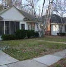 2nd image of 3916 Syracuse St