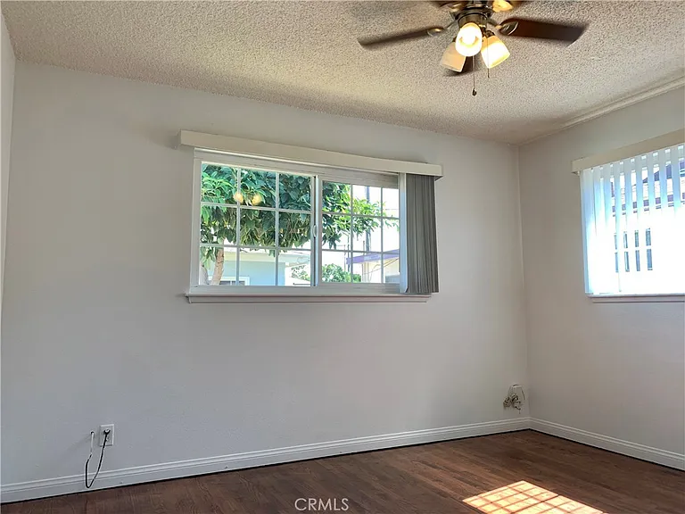 11105 Milano Ave — Photo 17