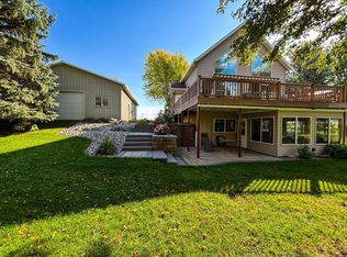 38131 Country Estate Rd, Battle Lake, MN 56515