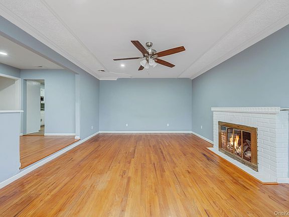 3rd image of 36 Maple Lane