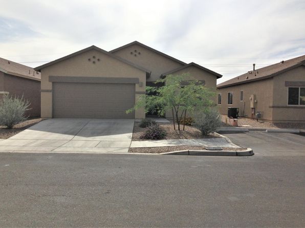 3085 N Desert Stone Pl