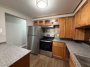 10126 Campus Way S APT 301, Upper Marlboro, MD 20774