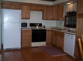 425 Schuett St, Algonquin, IL 60102