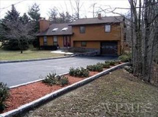 141 Juniper Dr, Yorktown Heights, NY 10598
