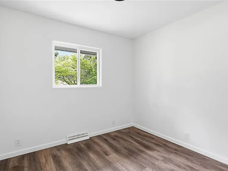 40 Oak Hill Ter — Photo 18