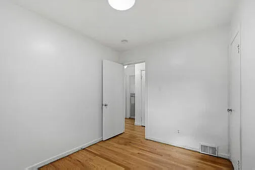 24281 Condon St — Photo 13