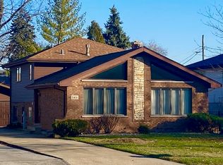 5431 8th Ave, Countryside, IL 60525