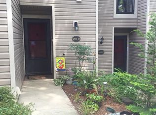 201 D Village Ln, Greensboro, NC 27409