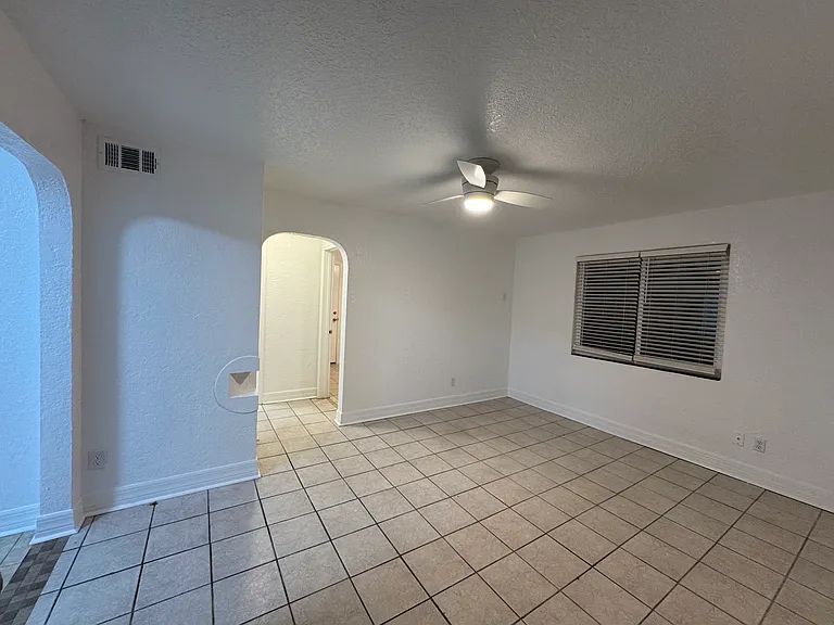 701-705 S Palmetto Ave — Photo 3