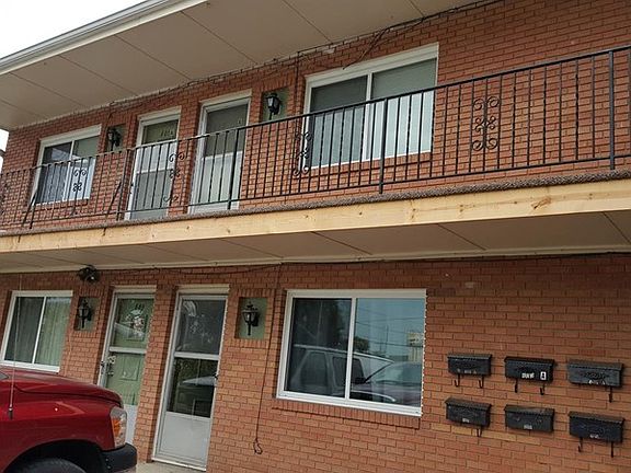 2nd image of 609 Ewing Ave