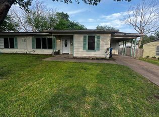 133 Vandenburg Dr #B, Denison, TX 75020