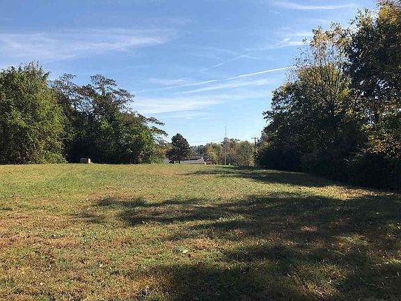 4th image of 17 Martin Cir Lot 2