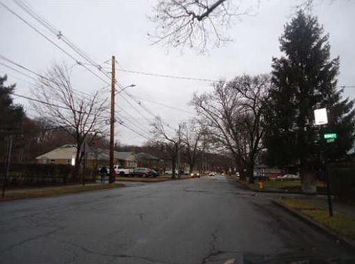 5th image of 265 Fullerton Ave