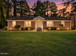1707 Roxbury Dr N, Wilson, NC 27893