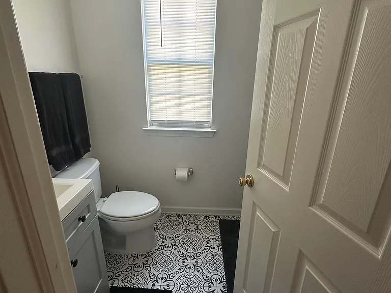 1217 Peterson Way — Photo 7