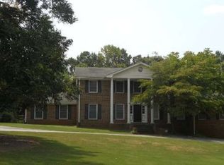 5755 Redcoat Run, Stone Mountain, GA 30087