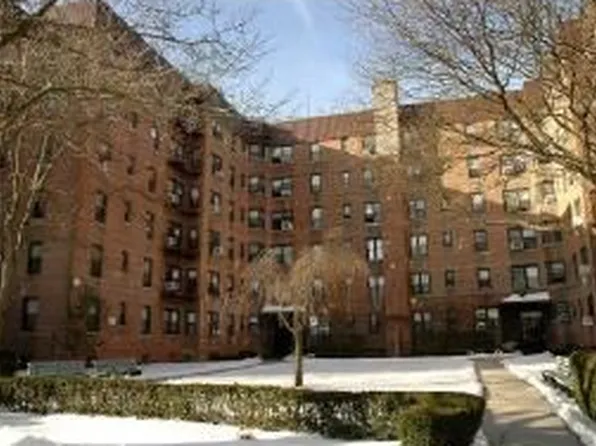 2280 Burnett Street image 1 of 1