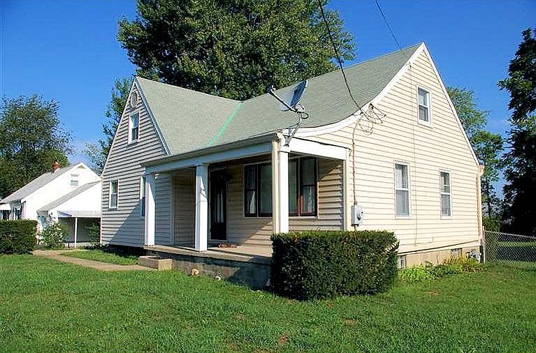 1st image of 814 Lily Ln