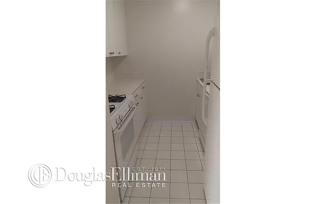 Rented by Douglas Elliman | media 13