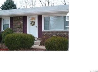 7361 Naples Dr, Hazelwood, MO 63042