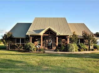 1105 W North St, Blossom, TX 75416