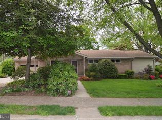 2801 Filbert St, Reading, PA 19606