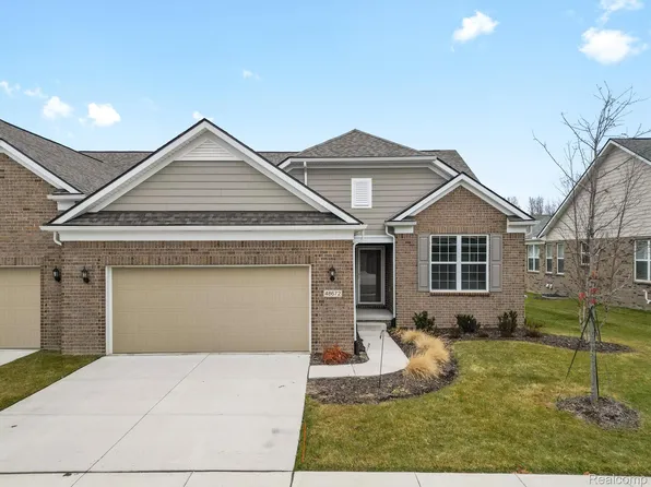 48672 Rockview Rd, Novi, MI 48374
