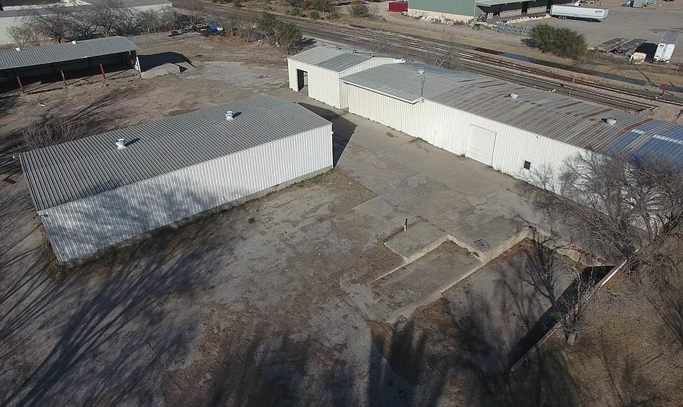 1st image of 1460 Industrial Blvd