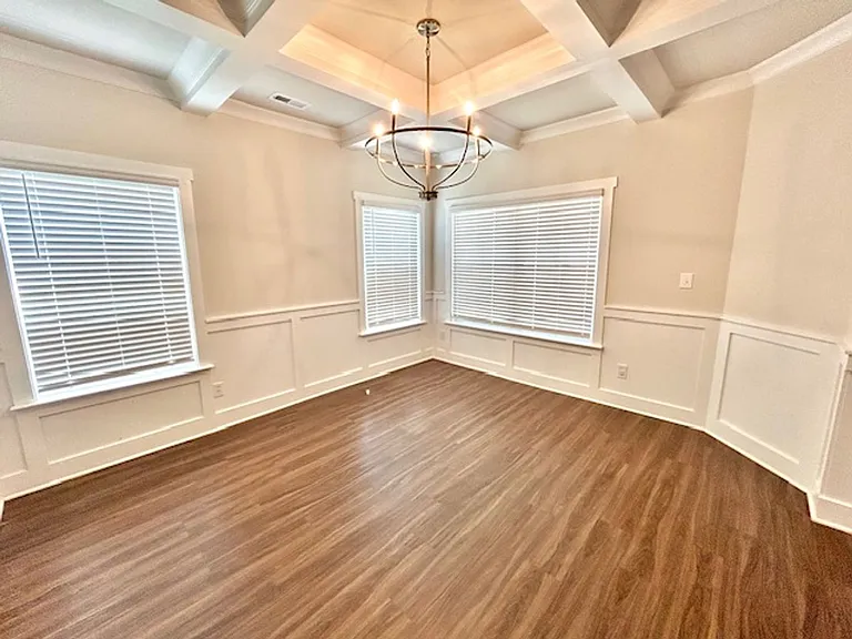 115 Hutchinson Rd — Photo 6